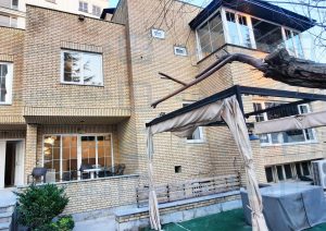 قیمت درب و پنجره UPVC در نیاوران